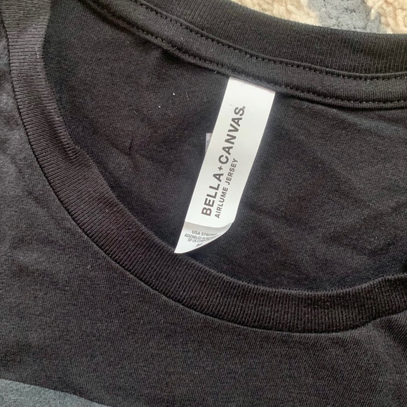 Transparent Labs Black Friday Women’s Tee - size M - Picture 2 of 3